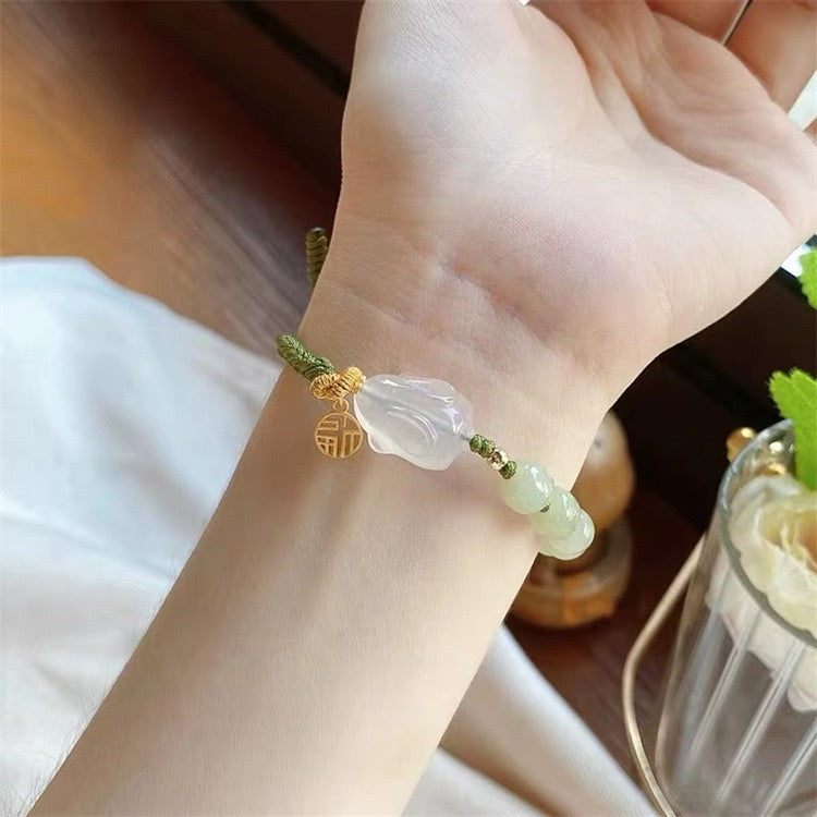 Handmade Jade Rabbit Zodiac Bracelet – Lucky Charm for Year of the Rabbit