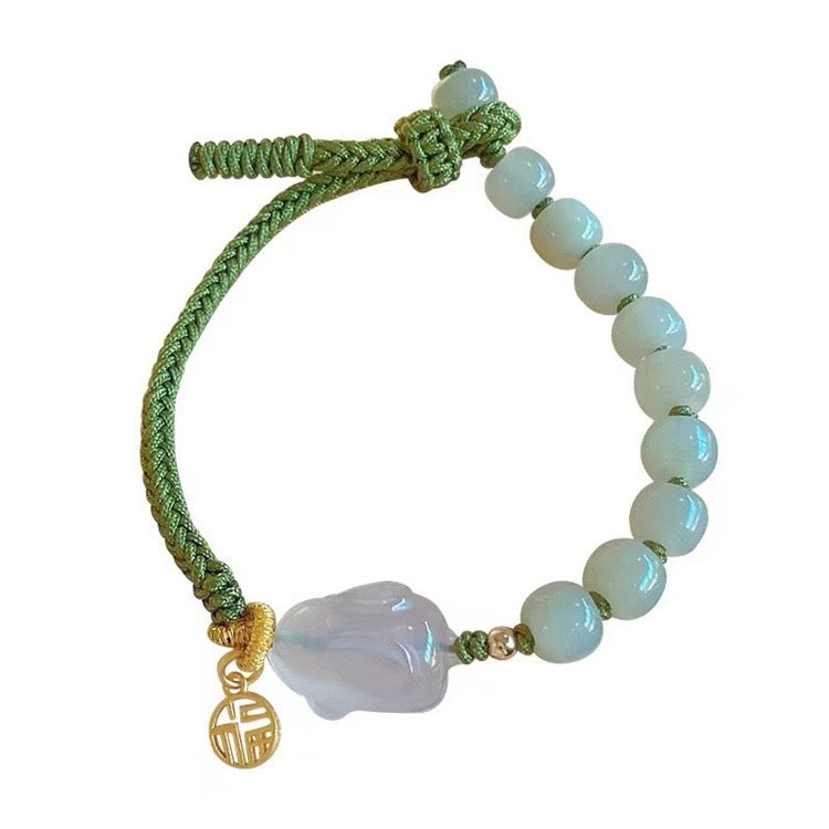 Handmade Jade Rabbit Zodiac Bracelet – Lucky Charm for Year of the Rabbit